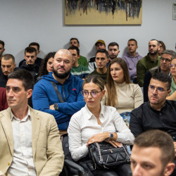 esmeralda 973 2023 14