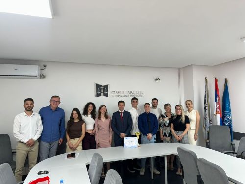 Priznanje za sjajan uspeh naših studenata